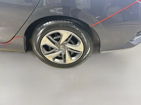 Used 2021 Honda Civic LX image 9