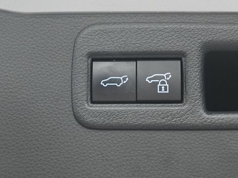 Certified 2021 Toyota Venza Limited w/ Advanced Technology Package AWD/4WD image 34