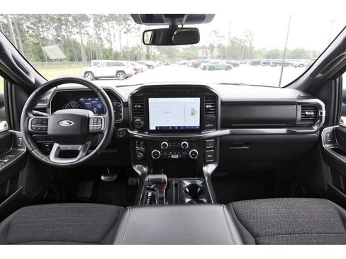 Certified 2022 Ford F150 XLT w/ Equipment Group 302A High image 12