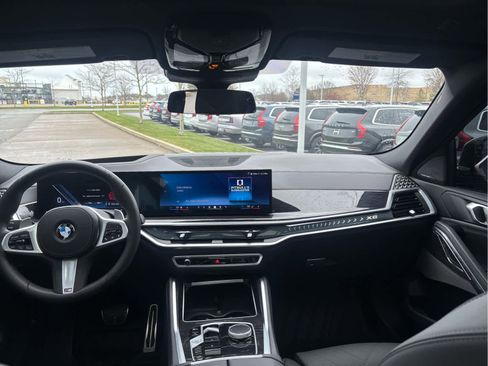 Used 2026 BMW X6 xDrive40i AWD/4WD image 11