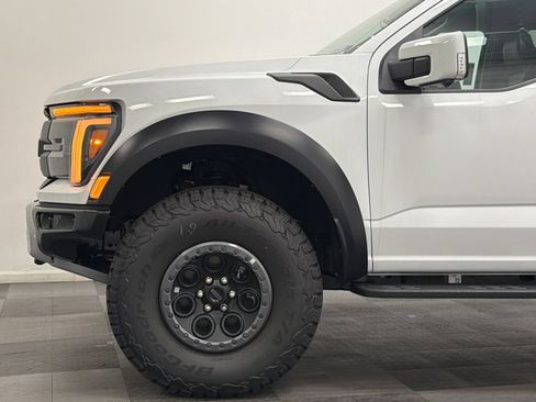 Used 2025 Ford F150 Raptor AWD/4WD image 4