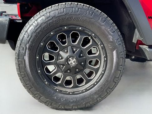 Used 2017 Jeep Wrangler Unlimited Sport w/ Quick Order Package 24S image 28