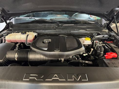 Used 2025 RAM 1500 Warlock AWD/4WD image 27