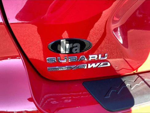 Used 2025 Subaru Crosstrek 2.0i Premium image 31