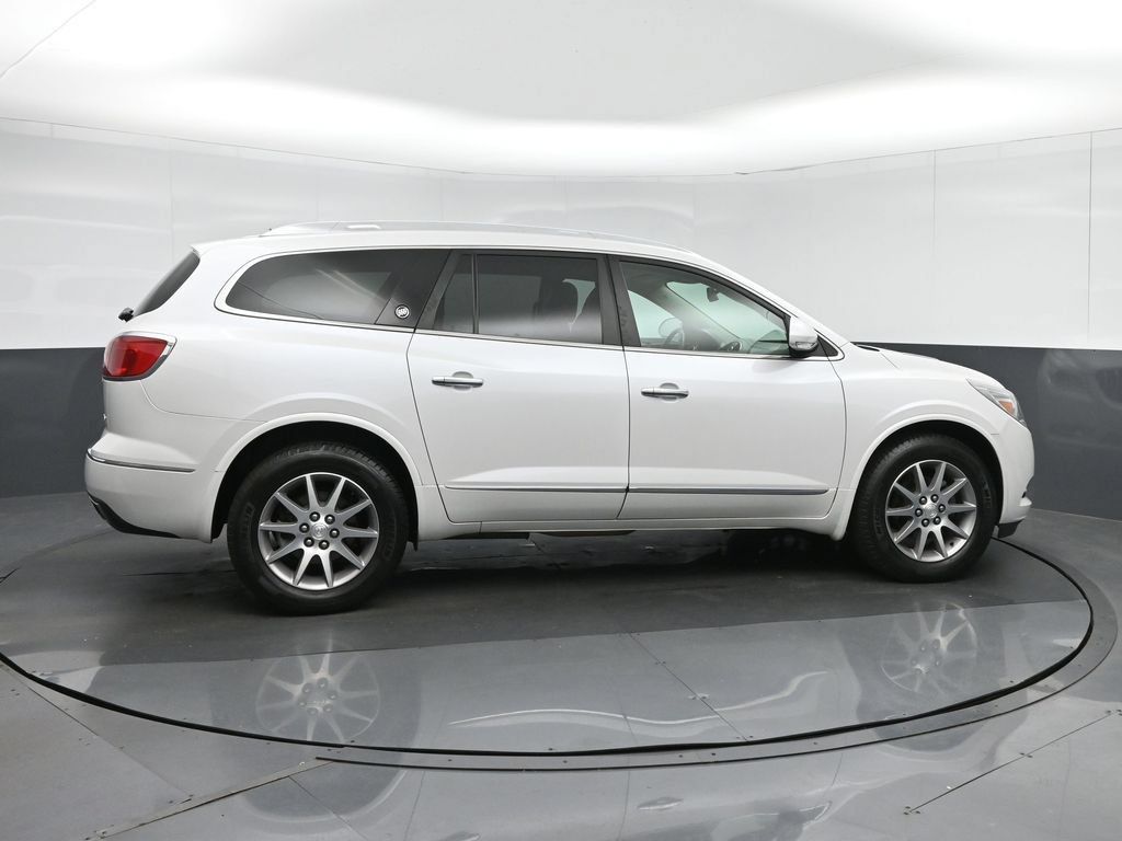 Used 2017 Buick Enclave Leather AWD/4WD image 8