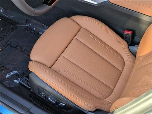 New 2026 BMW 330i Sedan w/ Premium Package image 4