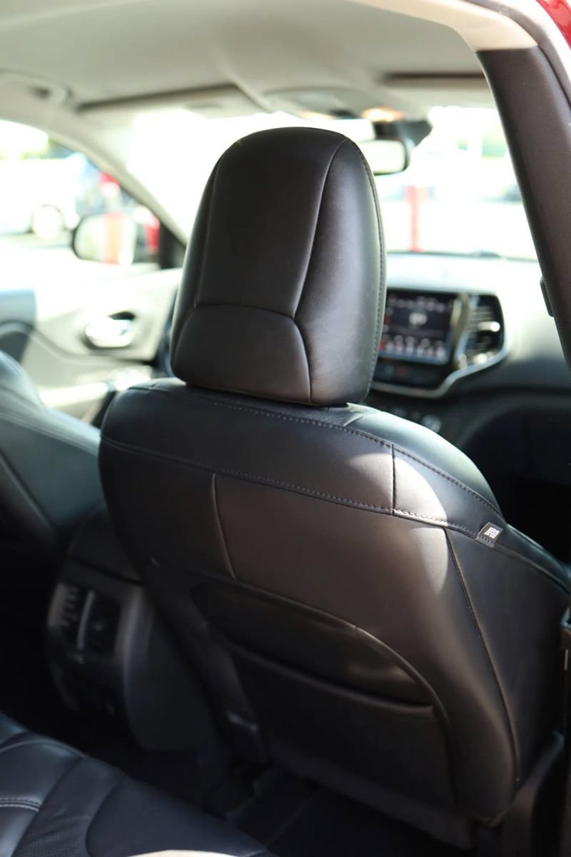 Used 2020 Jeep Cherokee Limited AWD/4WD image 40