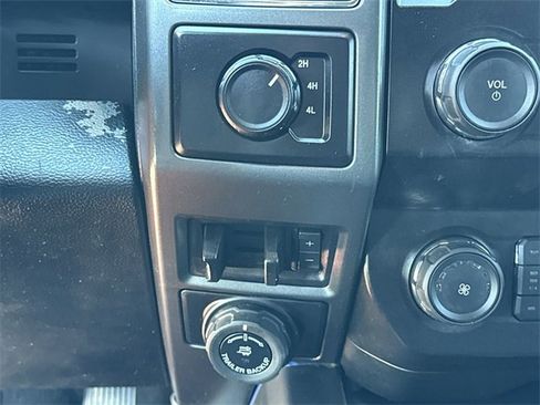 Used 2021 Ford F350 XLT w/ XLT Premium Package image 35