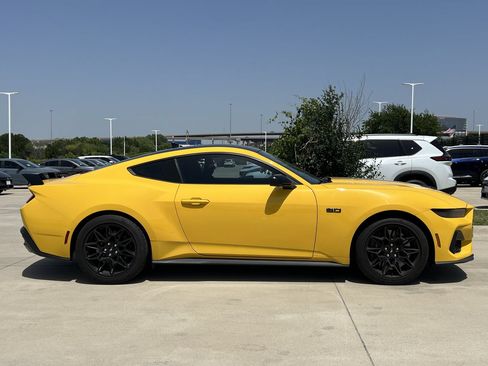 Used 2024 Ford Mustang GT w/ GT Performance Package RWD image 3
