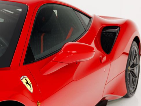 Used 2020 Ferrari 488 Pista Coupe image 66