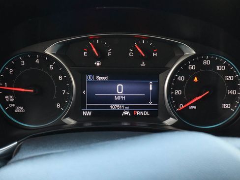 Used 2020 Chevrolet Equinox LT image 30