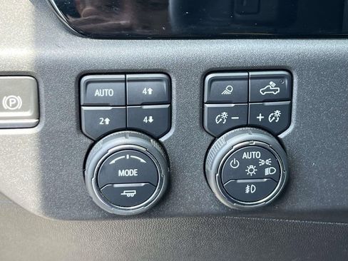 Used 2024 Chevrolet Silverado 1500 ZR2 AWD/4WD image 20