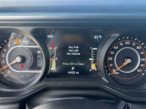 Used 2025 Jeep Wrangler Rubicon image 39