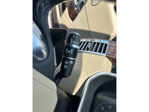 Used 2017 Land Rover Range Rover Supercharged AWD/4WD image 15