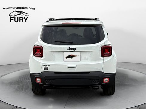 Used 2020 Jeep Renegade Altitude AWD/4WD image 4