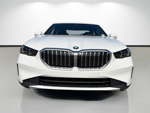New 2026 BMW 530i image 8