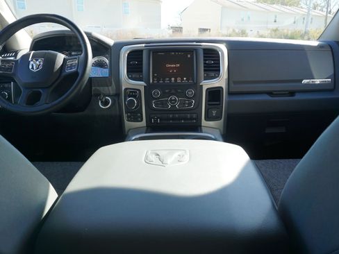 Used 2016 RAM 1500 Big Horn image 22