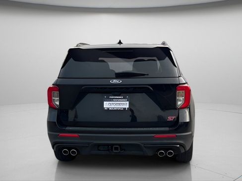 Used 2020 Ford Explorer ST w/ ST Street Pack image 9
