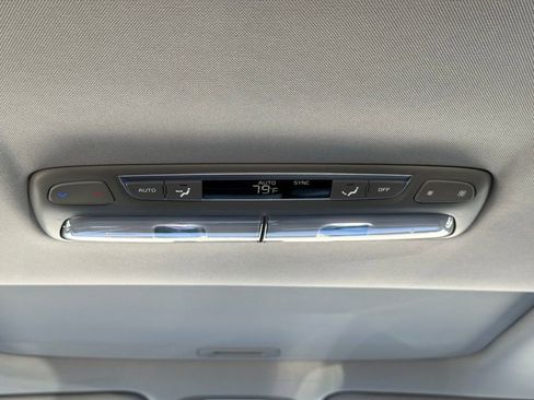 Certified 2023 Kia Telluride EX w/ EX Captain's Chair Package image 54