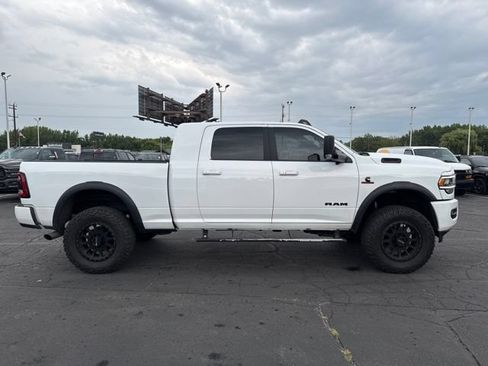 Used 2022 RAM 2500 Laramie AWD/4WD image 11