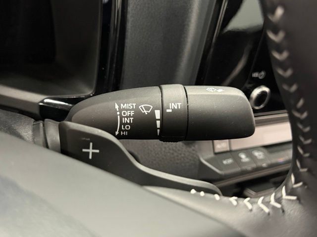 Used 2026 Toyota Camry Hybrid FWD image 15