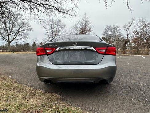 Used 2017 Nissan Maxima 3.5 S image 3