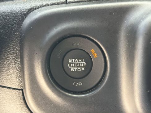 Used 2022 Jeep Gladiator Mojave w/ LED Lighting Group AWD/4WD image 29