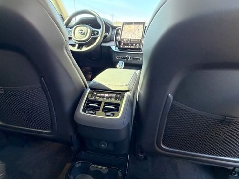 New 2026 Volvo XC90 B5 Ultra w/ Lounge Package AWD/4WD image 10