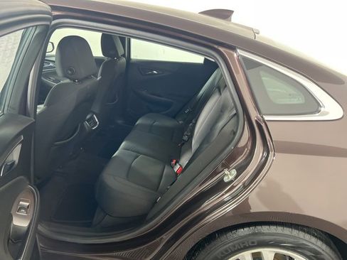 Used 2016 Chevrolet Malibu LT image 15