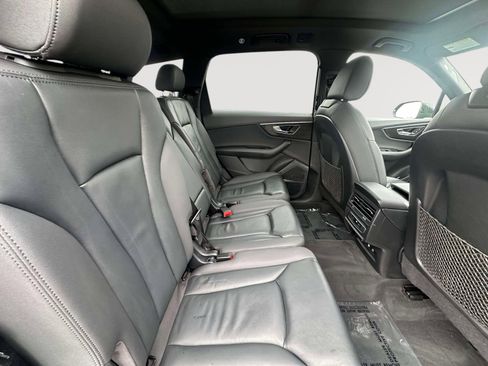 Used 2021 Audi Q7 3.0T Premium Plus w/ Premium Plus Package image 34
