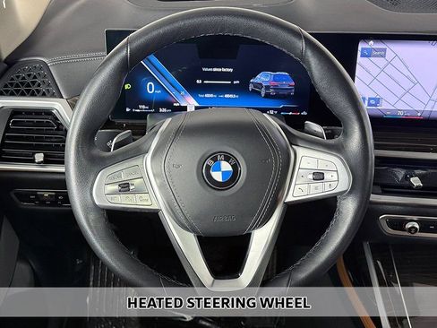 Used 2023 BMW X7 xDrive40i w/ Premium Package AWD/4WD image 11
