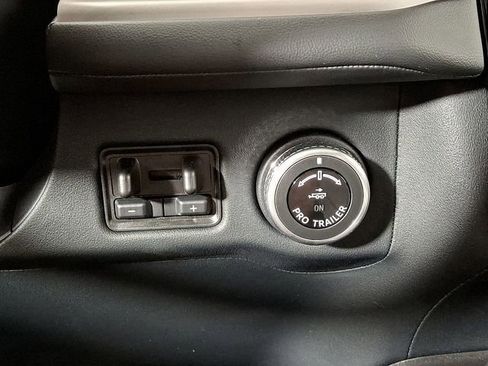 New 2025 Lincoln Navigator L Reserve w/ Jet Appearance Package AWD/4WD image 21