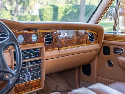 Used 1990 Rolls-Royce Silver Spur II image 31