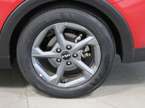 Used 2025 Kia K4 FWD image 16