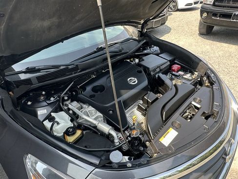 Used 2013 Nissan Altima 2.5 SL w/ Technology Pkg FWD image 24