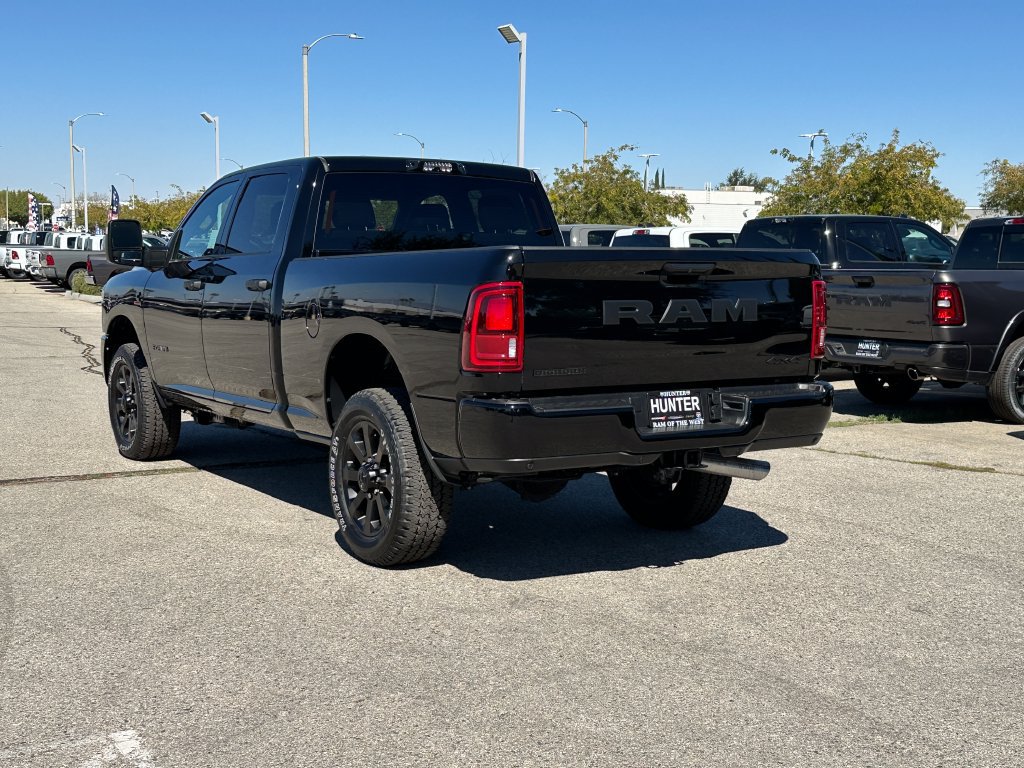 New 2026 RAM 2500 Big Horn AWD/4WD image 4