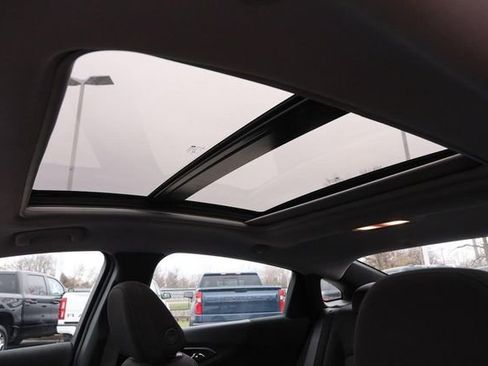 Used 2024 Chevrolet Malibu LT image 19