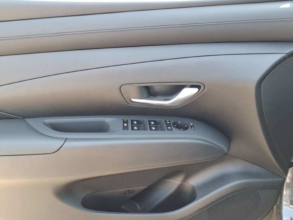 Certified 2026 Hyundai Tucson SE FWD image 14