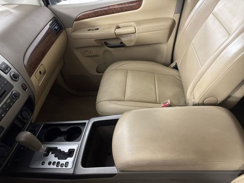 Used 2014 Nissan Armada Platinum w/ 2nd Row Captain Seat Package image 17