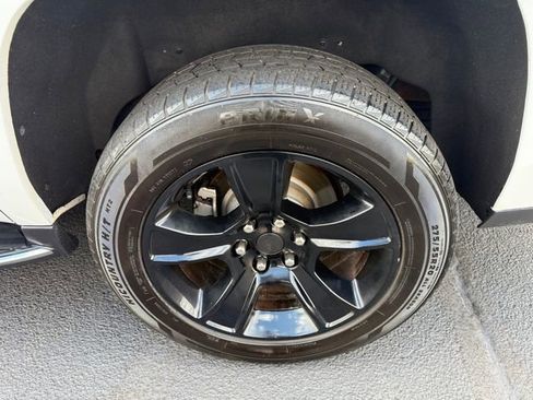 Used 2020 GMC Yukon XL SLT image 15