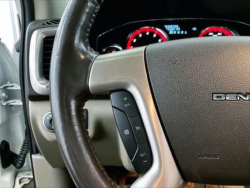 Used 2014 GMC Acadia Denali AWD/4WD image 18