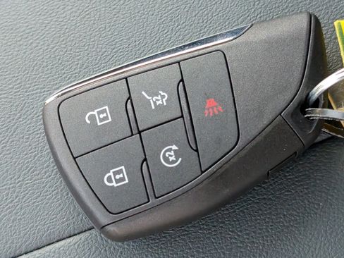 Used 2026 GMC Terrain AT4 image 31