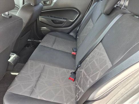 Used 2013 Ford Fiesta SE w/ Super Fuel Economy Pkg FWD image 16
