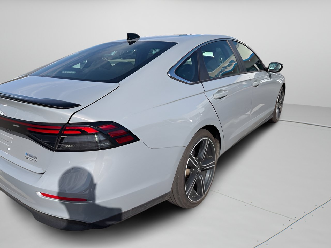 Used 2024 Honda Accord Sport image 11