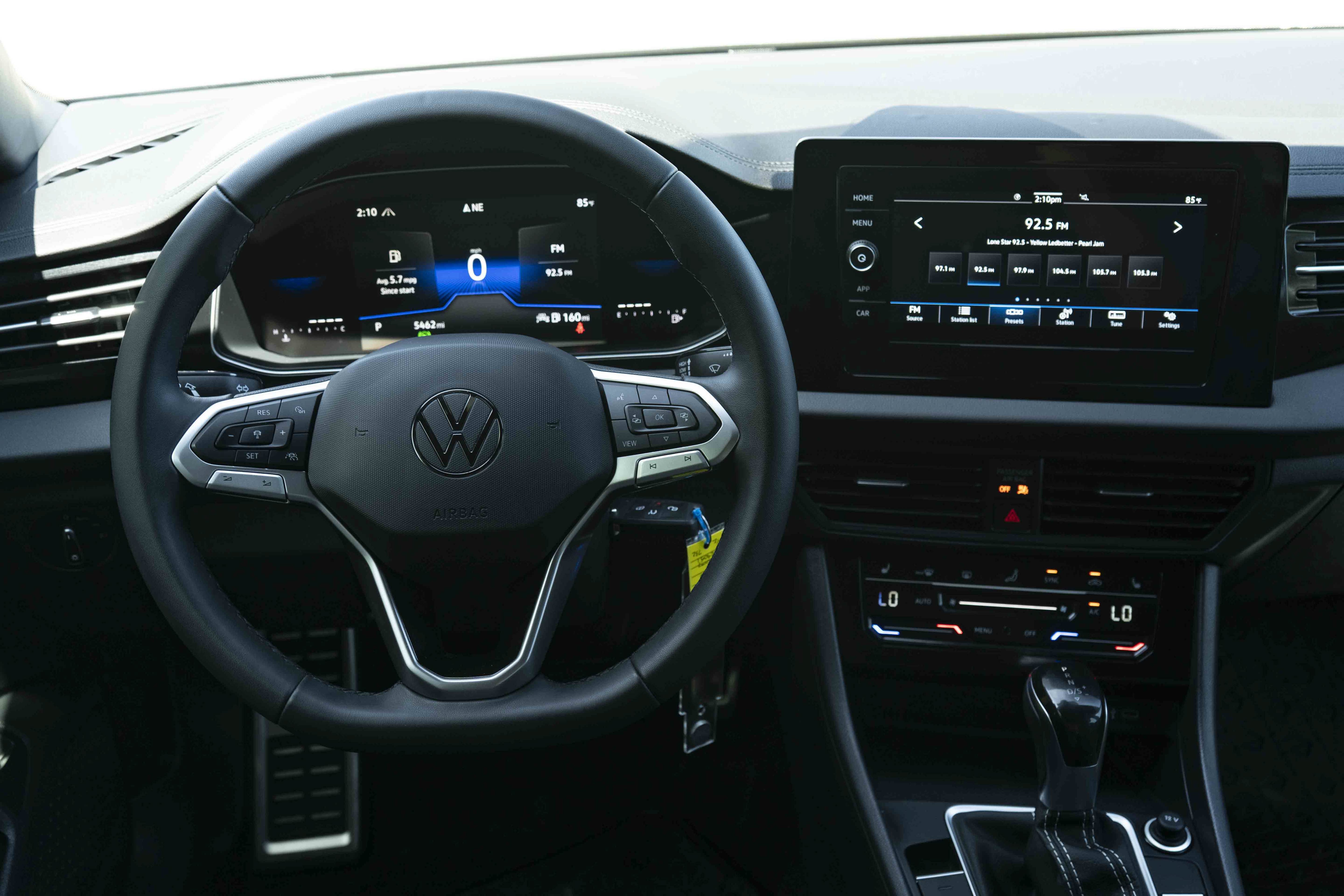 Used 2026 Volkswagen Jetta Sport FWD image 18