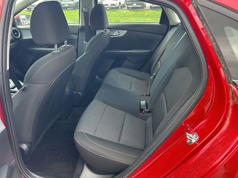 Used 2024 Kia Forte LXS FWD image 6