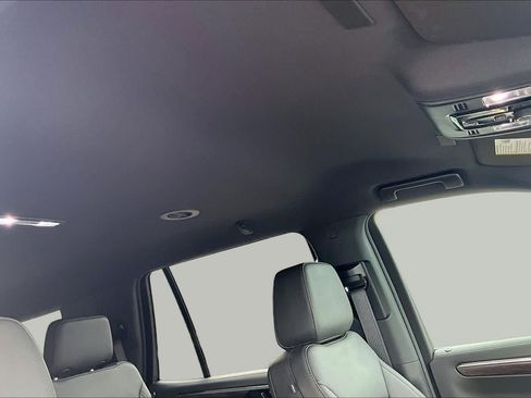 Used 2026 Chevrolet Tahoe LT w/ Comfort Package RWD image 13