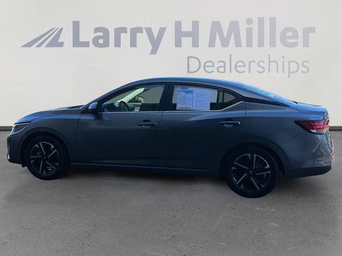 Used 2024 Nissan Sentra SV FWD image 3