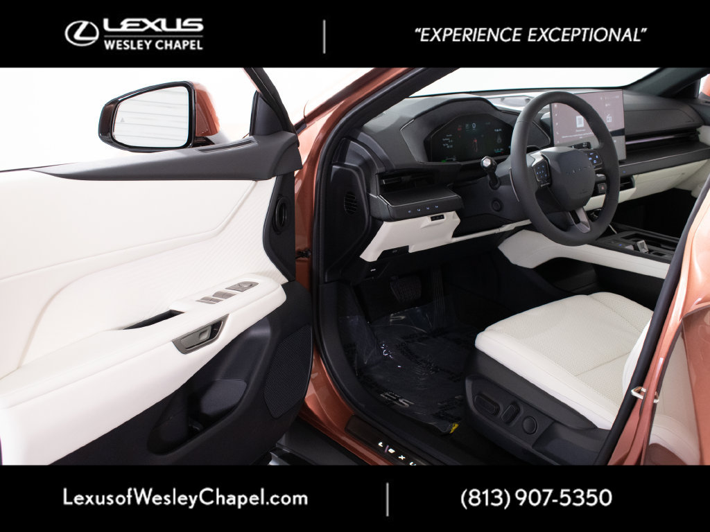 Certified 2026 Lexus ES 350e w/ Convenience Package FWD image 14