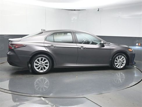 Used 2024 Toyota Camry LE image 8